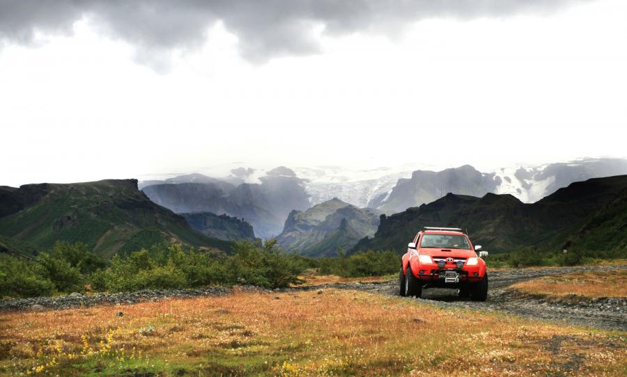  Toyota Hilux Invincible Double Cab Arctic Trucks 2010 года  (фото 4 из 5)